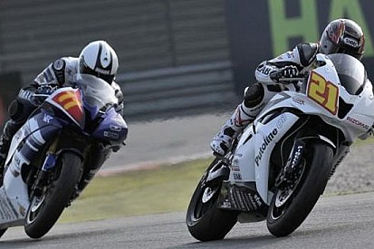 Assen: Marino la spunta in volata su Guarnoni