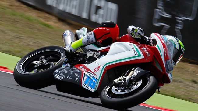 Cluzel trionfa a Misano, Sofuoglu solo undicesimo