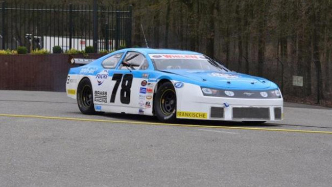 NASCAR Whelen: Brass Racing al via a tempo pieno