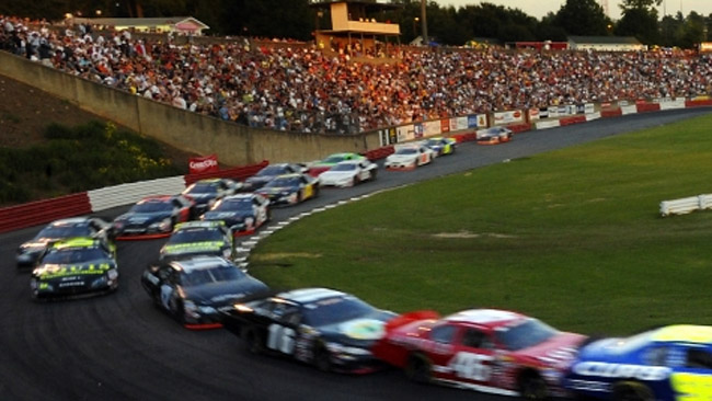 NASCAR Whelen: sei piloti negli States ad agosto