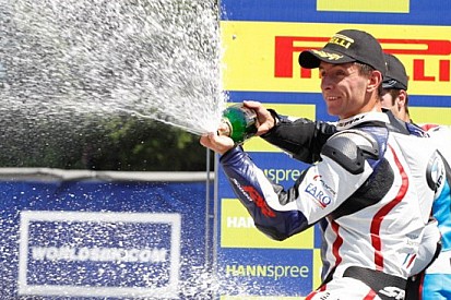 7 su 7: Ayrton Badovini è già campione!
