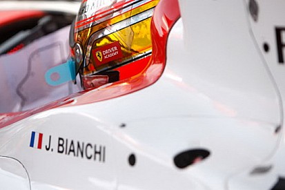 Bianchi ha una frattura alla seconda vertebra lombare!