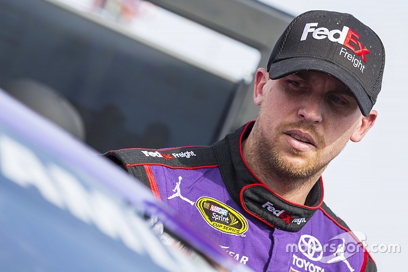 Brickyard 400: Hamlin el más rápido en la primera práctica