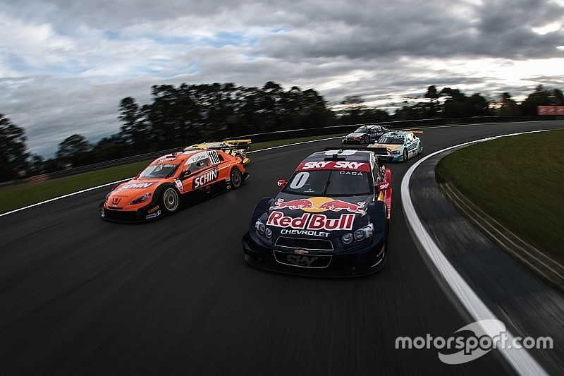 Laurens Vanthoor to race in Brazilian Stock Cars