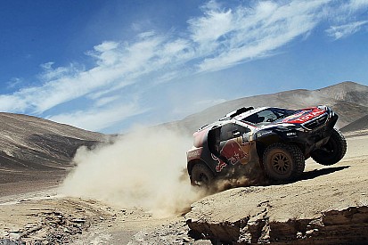 Vidéo - L'aventure du Dakar 2015 avec Peugeot Sport