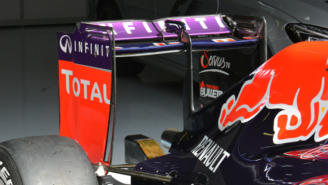 Red Bull: ala scarica per cercare la velocità massima