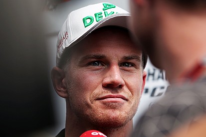 Hulkenberg se queda en Force India para 2016-17