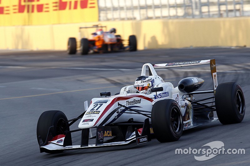 Dennis guida la tripletta Prema nella Q1 di Portimao