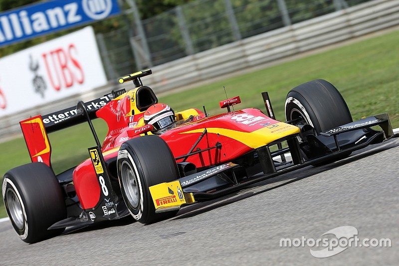 Rossi venció a Vandoorne