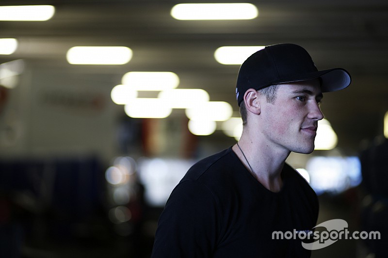 Stanaway vuole restare in Aston Martin