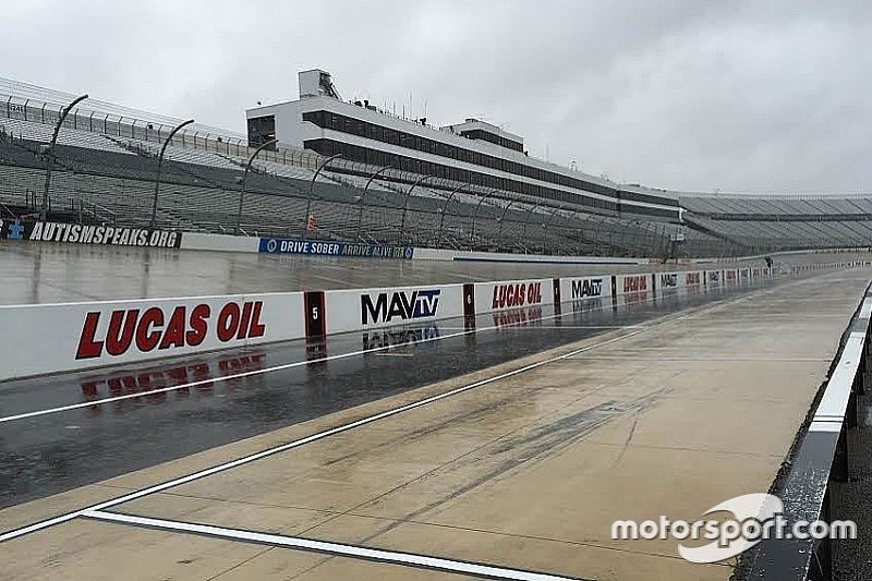 Kenseth obtiene la pole al cancelarse la actividad por lluvia en Dover