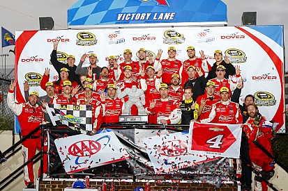Harvick gana la tercera ronda del Chase