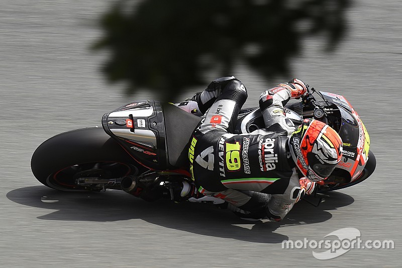 Aprilia alla ricerca della miglior soluzione di gomme
