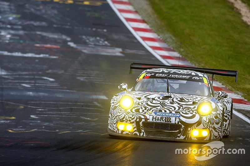 Erfolgreicher Testeinsatz für neuen Porsche 911 auf der Nordschleife