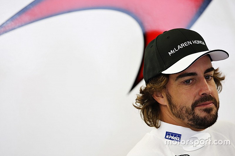 Fernando Alonso espera que McLaren siga avanzando