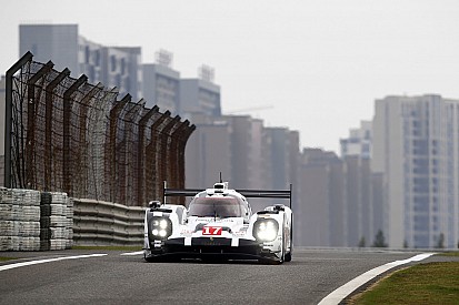 Shanghai, Libere 2: Porsche nel duello di long run