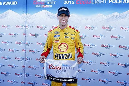Sigue la buena racha de Logano, ahora en Martinsville