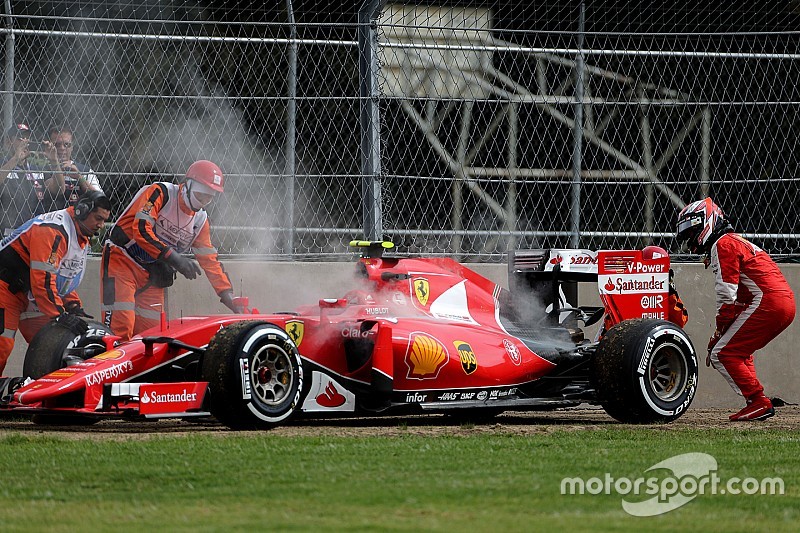 Raikkonen recebe punição de 35 posições no grid