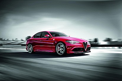Gewilde Alfa Romeo Giulia laat half jaar langer op zich wachten