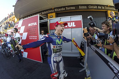 Los memes se burlan de la rivalidad Lorenzo-Rossi