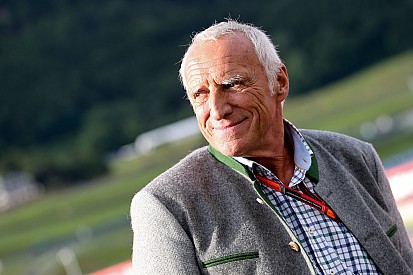 Ainda sem motor, Mateschitz põe permanência na F1 em xeque