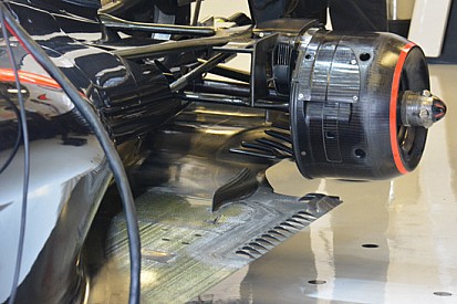 McLaren: nuova sospensione posteriore sulla MP4-30