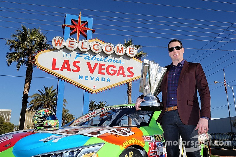 Kyle Busch, Champion de la NASCAR Sprint Cup, retourne à Las Vegas