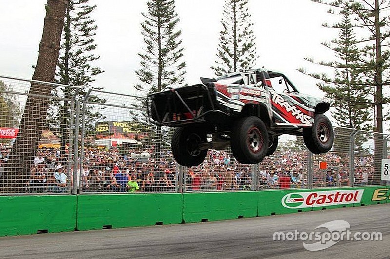 Stadium Super Trucks: Die letzte Flugeinlage des Jahres