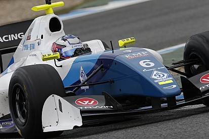 Egor Orudzhev continua con la Arden nel 2016