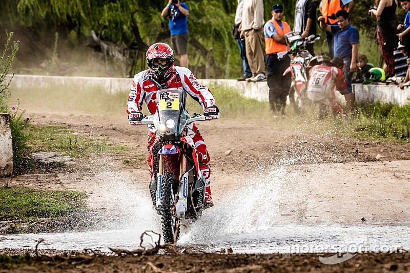 Goncalves, líder gracias a que su moto ha sido