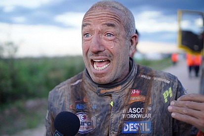 Tom Coronel in de Dakar: "Gered door een Argentijns gezin"