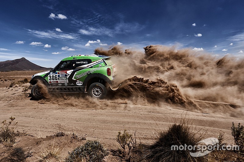 Dakar auto's: Van Loon sensationeel naar tweede tijd in ingekorte negende etappe
