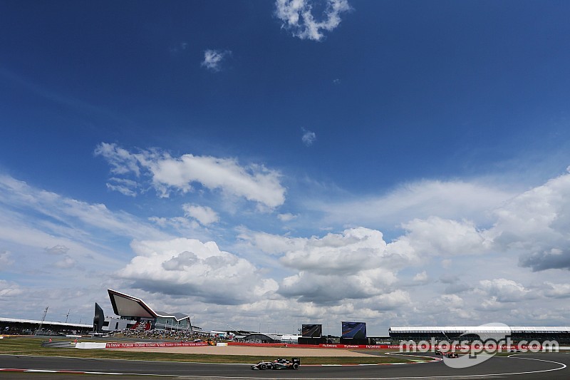 Silverstone busca entrada libre al público en pruebas de F1
