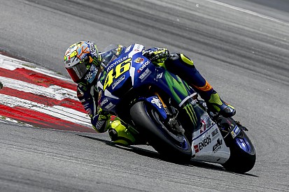 Valentino Rossi mit veränderten Michelin-Reifen „näher am Limit”