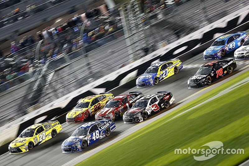 Fotostrecke: NASCAR-Sprint-Cup-Starterfeld 2016