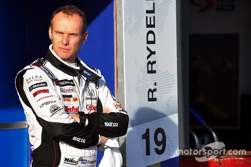 Rickard Rydell anunció su retiro del deporte