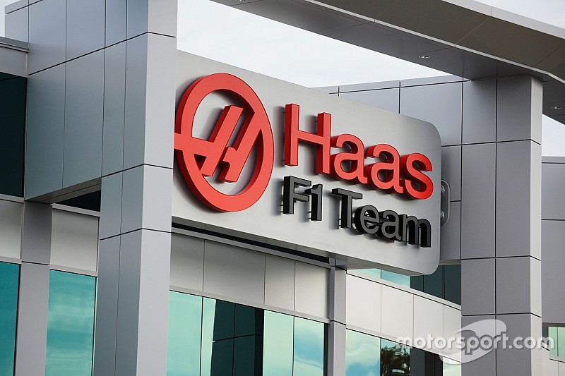 Haas покажет машину в воскресенье