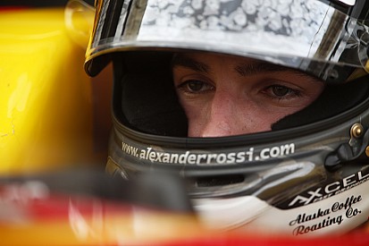 Alexander Rossi firma con Andretti-Herta Autosport