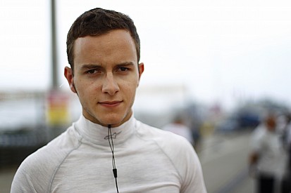 Hubert completes Van Amersfoort line-up