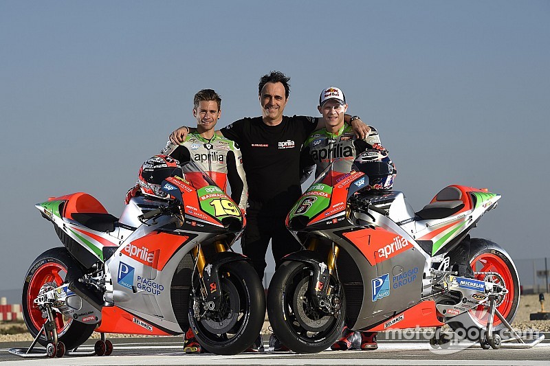 L'Aprilia toglie i veli alla rinnovata RS-GP 2016