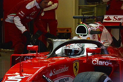 Vettel probeert halo uit tijdens laatste testdag in Barcelona