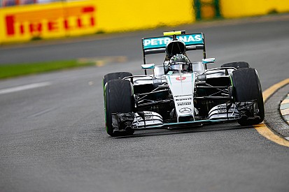 Rosberg: "L'incidente nelle FP2 non doveva succedere. Tutta colpa mia"