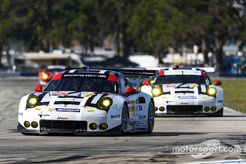 12h Sebring: Höhen und Tiefen für Porsche