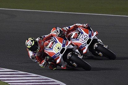Iannone teleurgesteld na val: "Ik had kunnen vechten met Lorenzo"