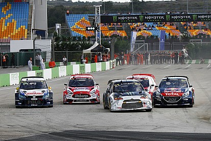 Zeventien auto's in wereldkampioenschap rallycross