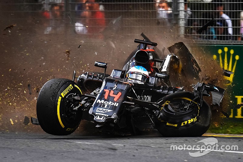 Após acidente, Alonso recebe novo motor para GP do Bahrein