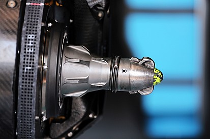 Tech analyse: F1-teams jagen op fantasie-limieten met extreme remschijven