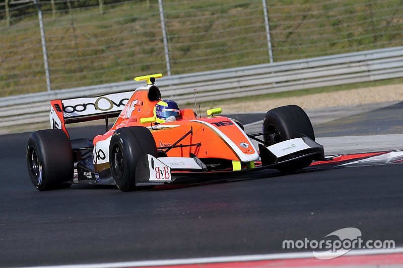 Tom Dillmann conquista la terza pole position stagionale