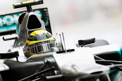 Rosberg yarış hızına odaklanıyor
