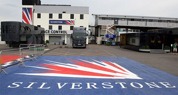 Silverstone, F1 testlerini almaya yaklaşıyor